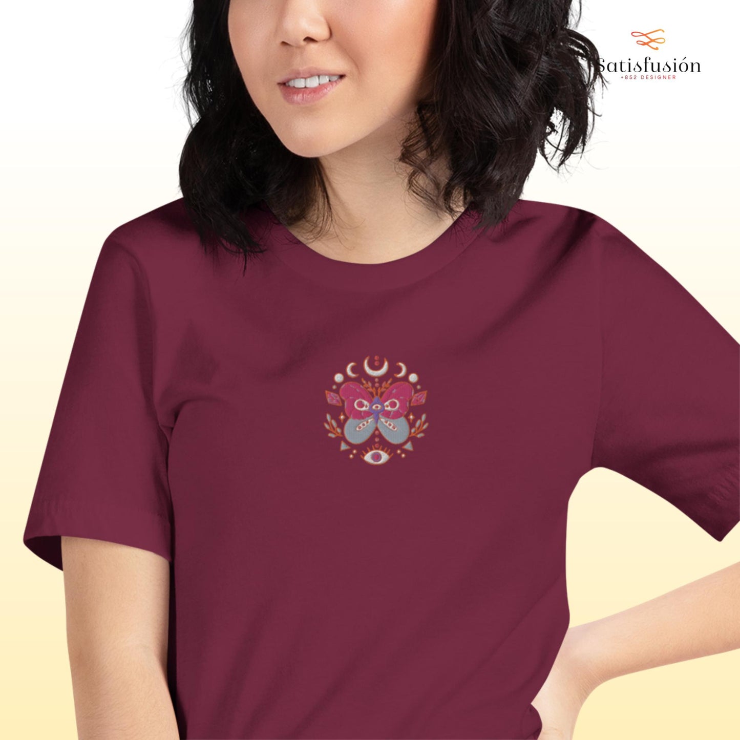 [Customizable] Unisex T-shirt - Embroidery